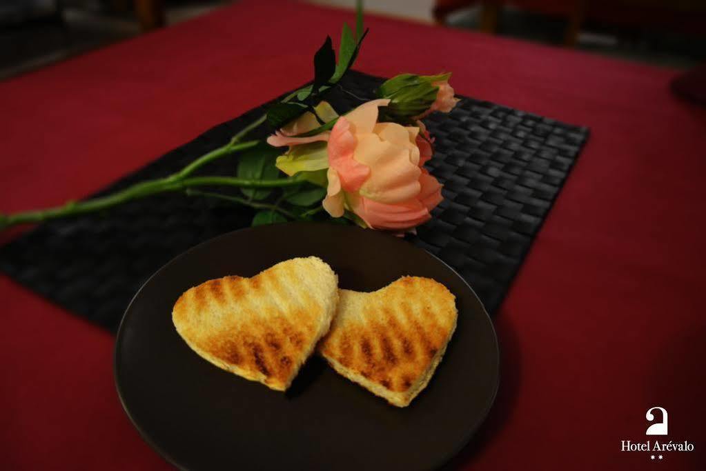 Hotel Arevalo Куенка Екстериор снимка